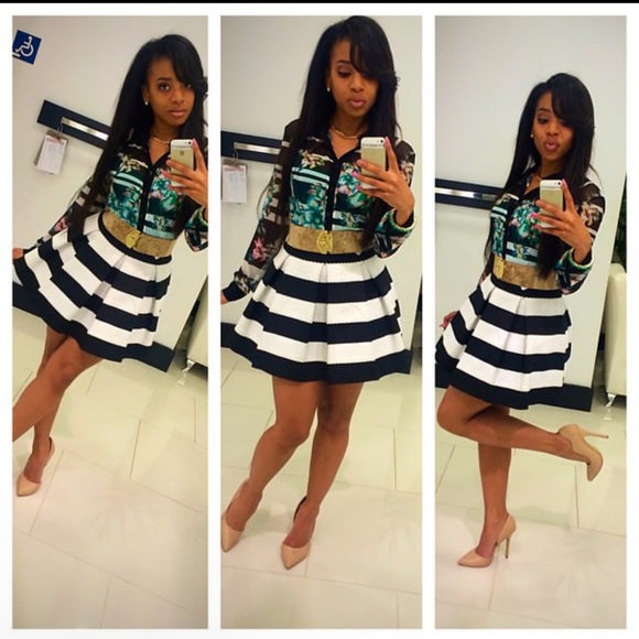 🛍️🪞Check out my Closet 🛍️🪞Like this post to be notified I am LIVE - Picture 3 of 17